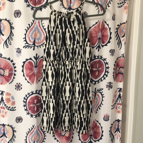 Black and White Geometric Dress - Picture 5 of 5